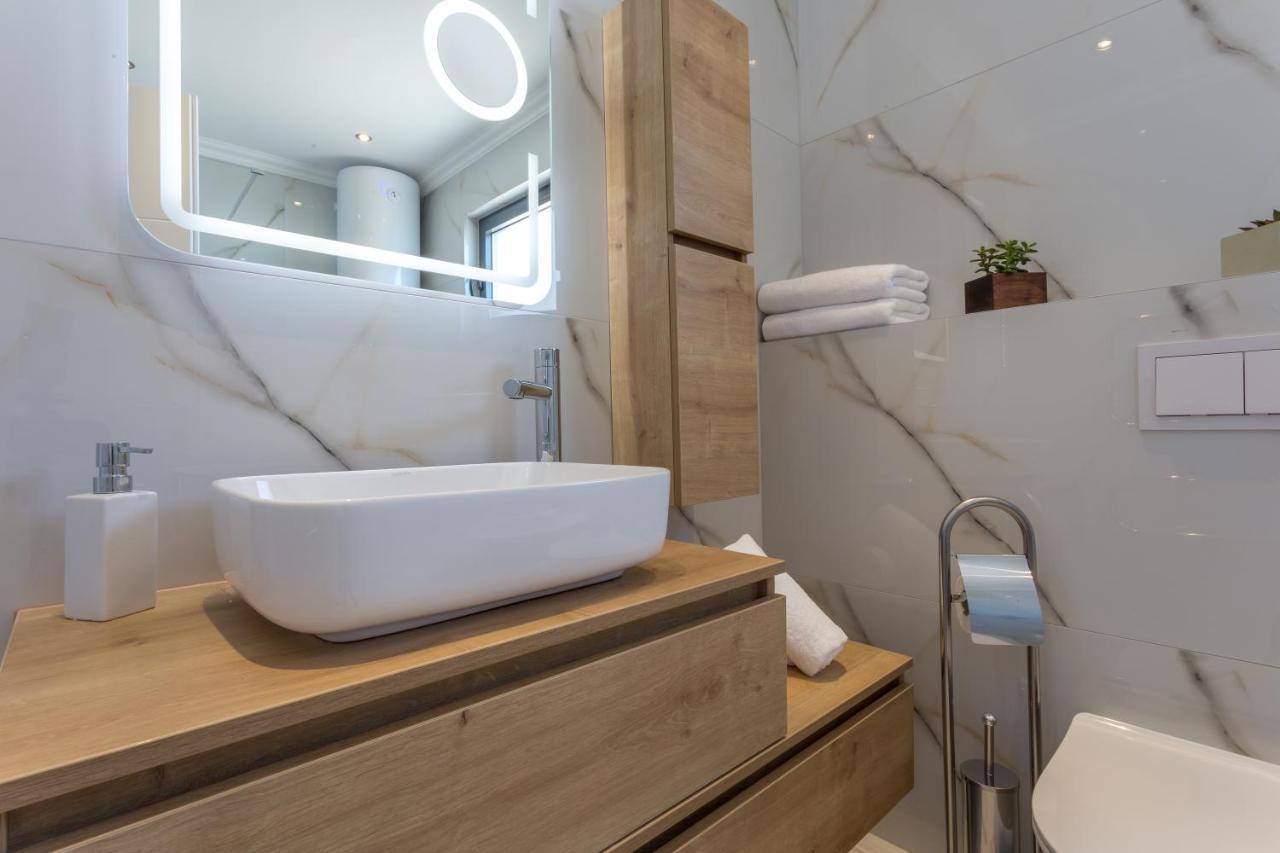 Apartamento Pleasure Bol Exterior foto