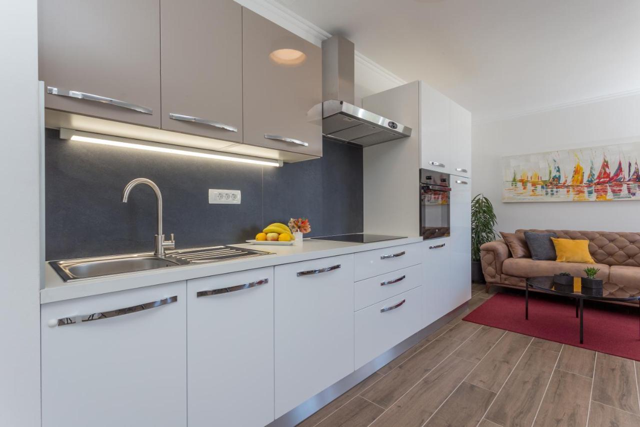 Apartamento Pleasure Bol Exterior foto