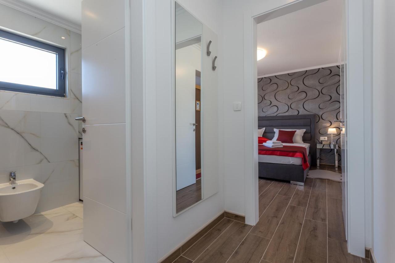 Apartamento Pleasure Bol Exterior foto